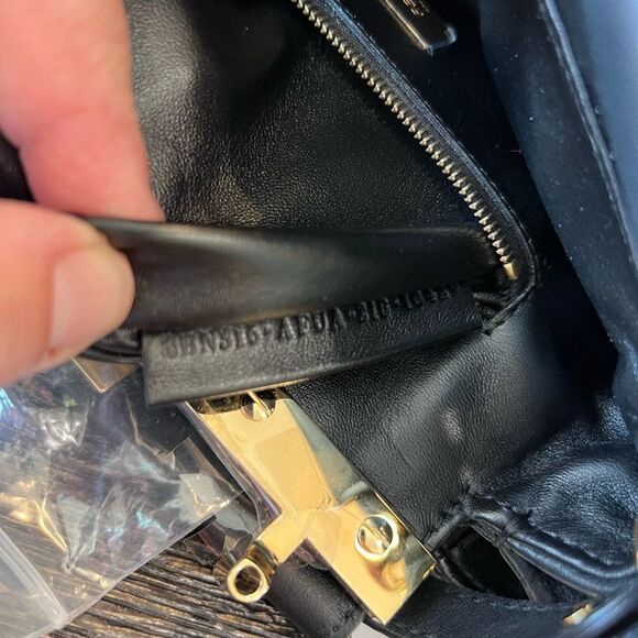 FENDI
Black Shearling Peekaboo Bag - Picture 14 of 15